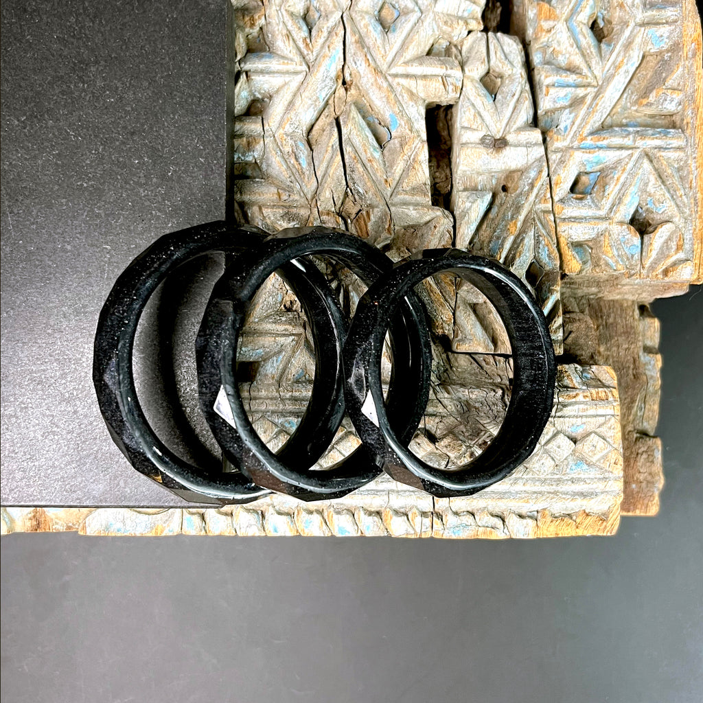 Ella Faceted Bangle in Midnight
