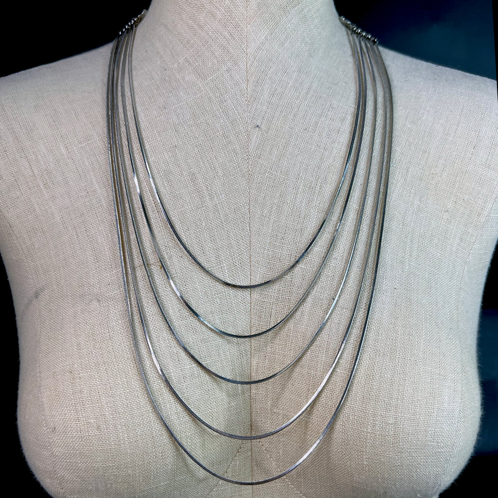 Sasha Necklace in Silver