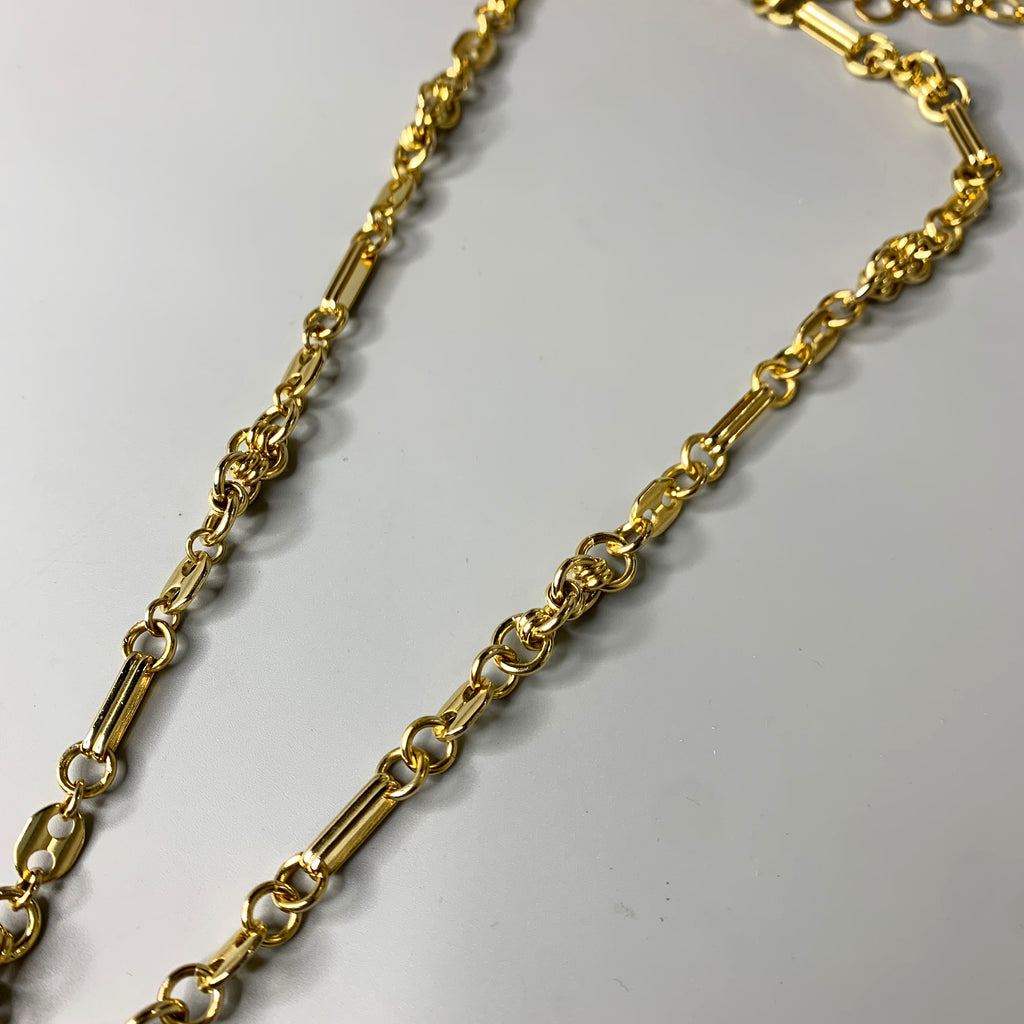 Agness Pendant Necklace