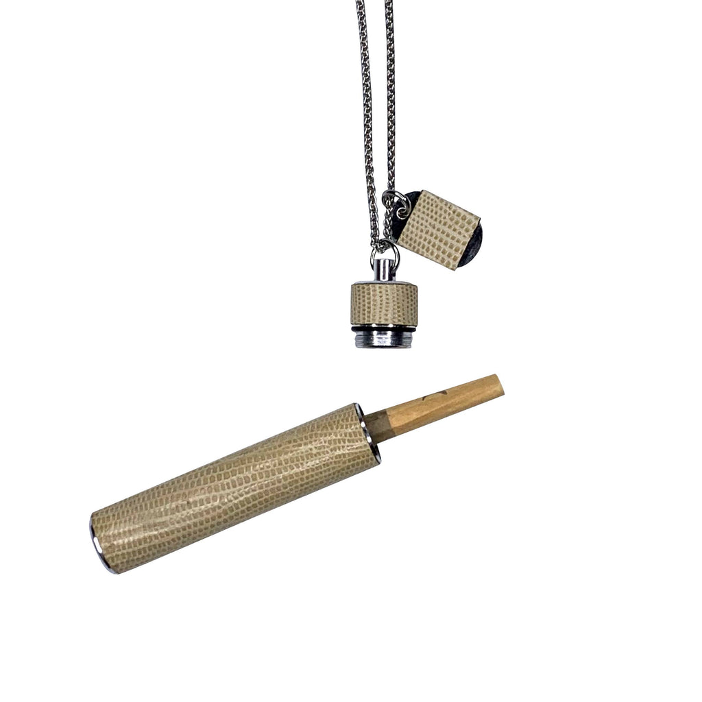 Joint Necklace in Bone Lizard