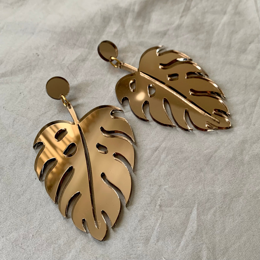 The Foss Monstera Earrings in Bronze Mirror