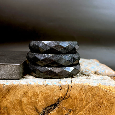 Ella Faceted Bangle in Midnight