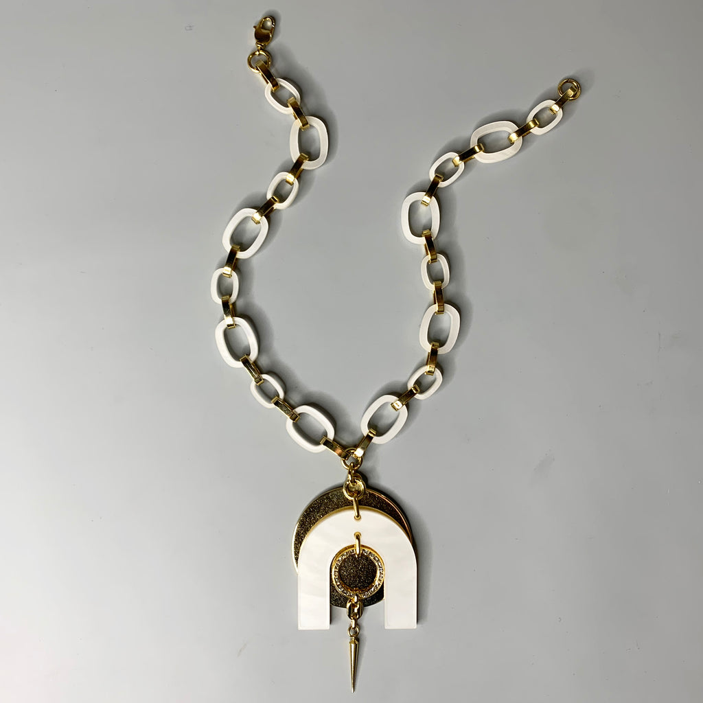 Gigi Pendant Necklace
